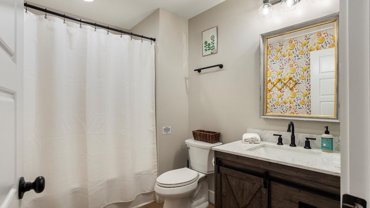 Photo of Bathroom in Chattanooga Valley