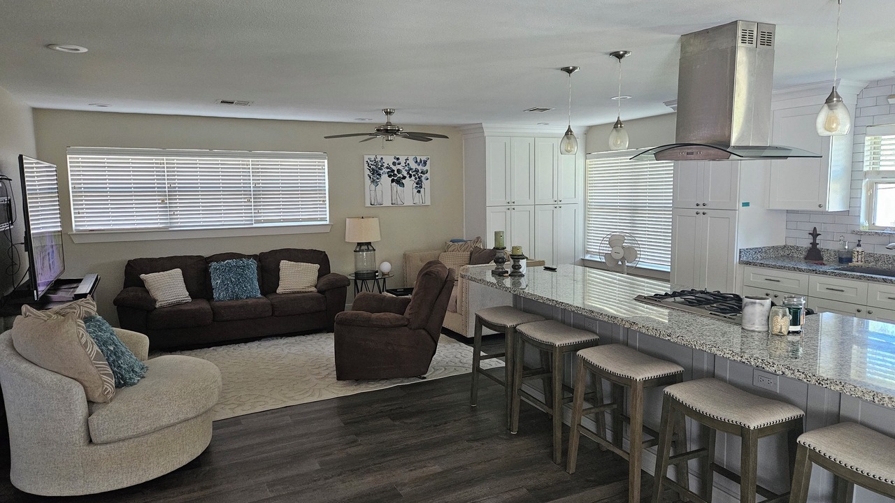 Photo of Livingroom in El Lago