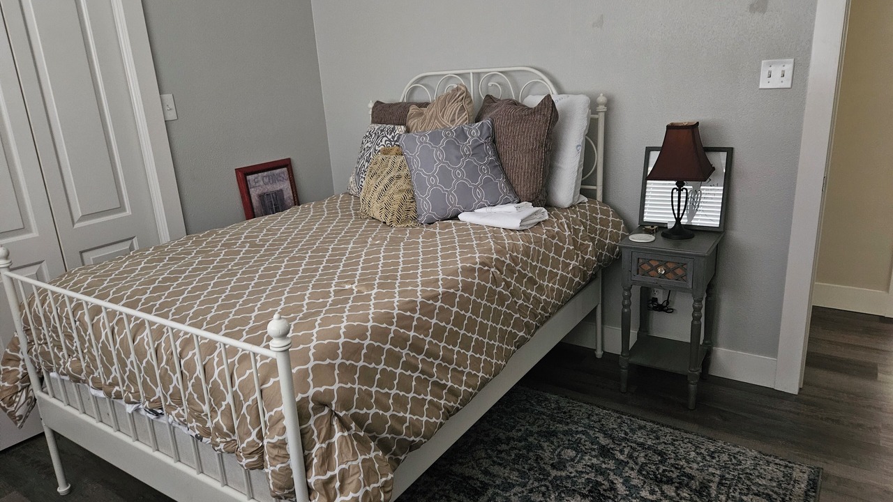 Photo of Bedroom in El Lago