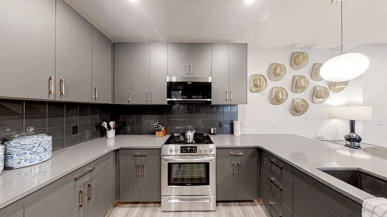 Photo of Kitchen in Rolling Mill Hill