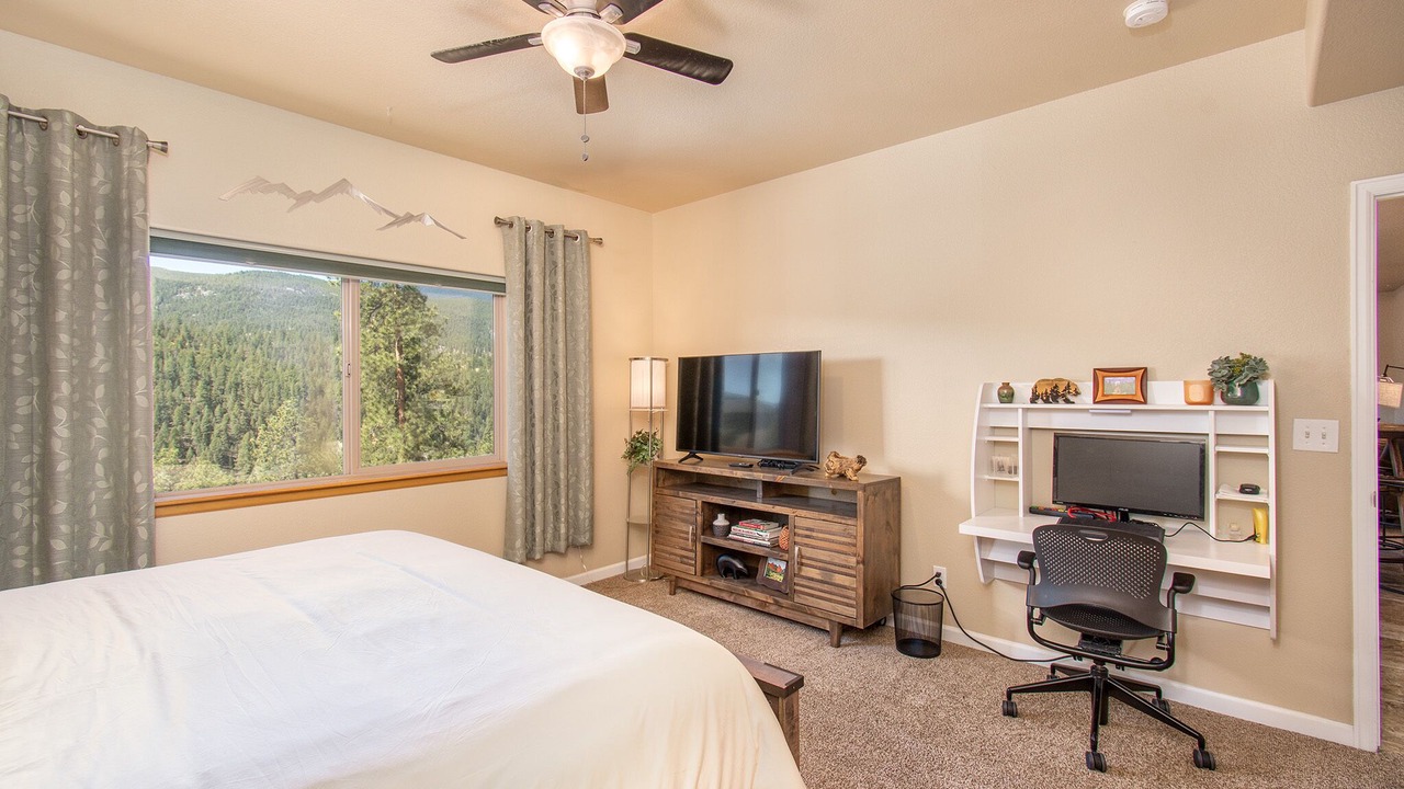 Photo of Bedroom in Bailey