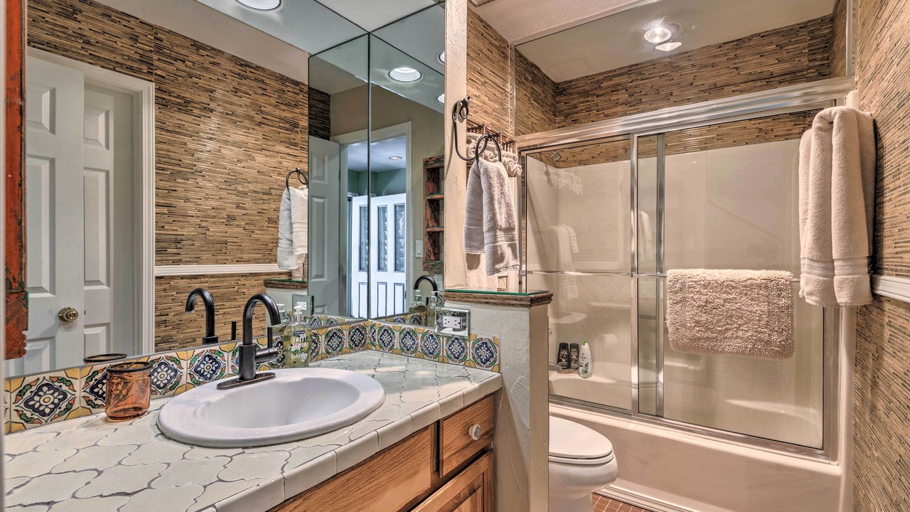 Photo of Bathroom in Cloudcroft