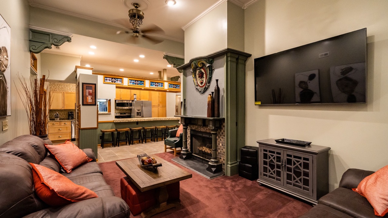Photo of Livingroom in Downtown Omaha