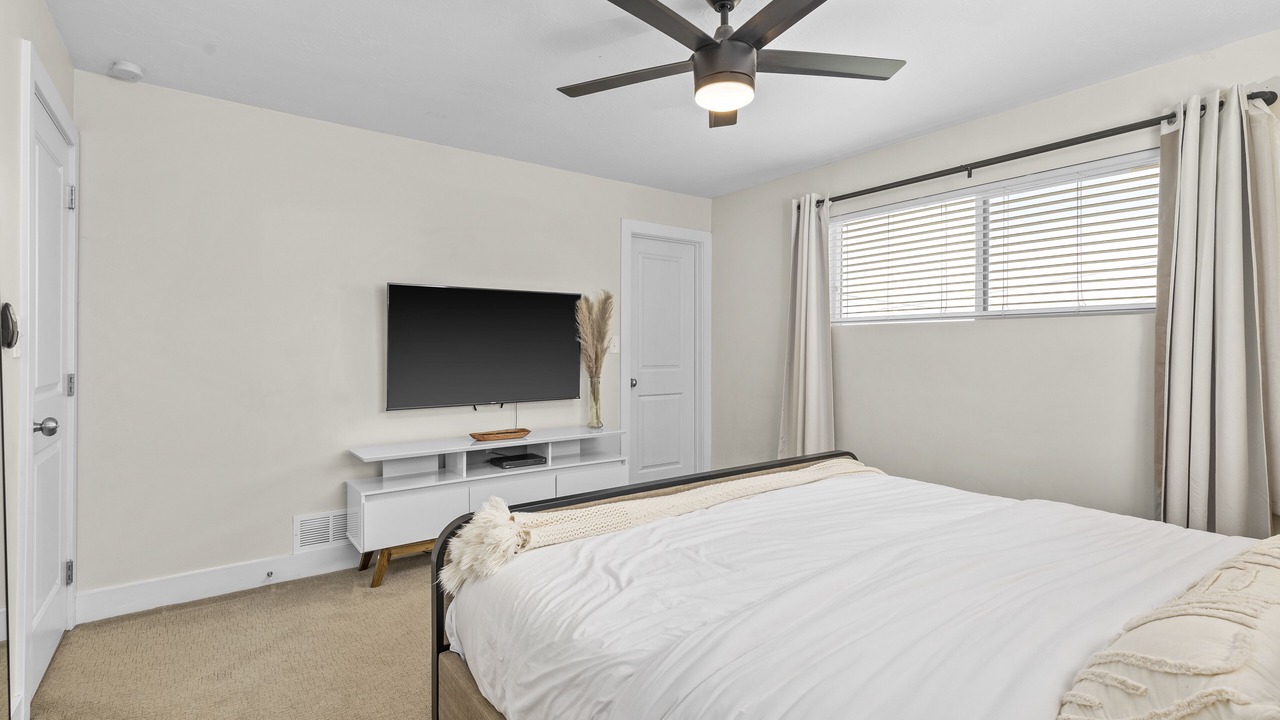 Photo of Bedroom in Bountiful