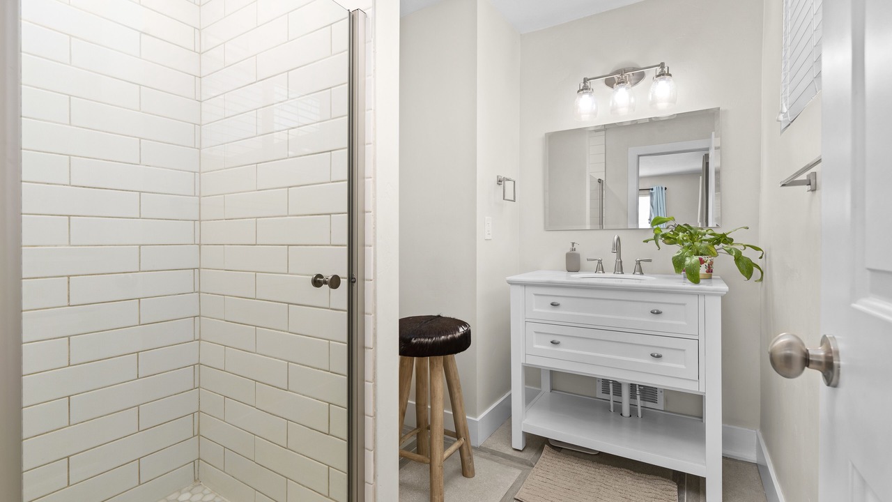 Photo of Bathroom in Bountiful