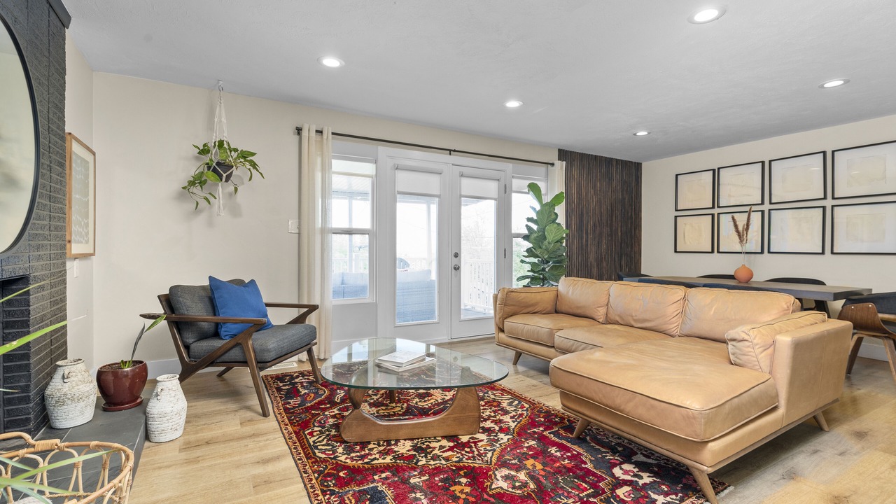 Photo of Livingroom in Bountiful