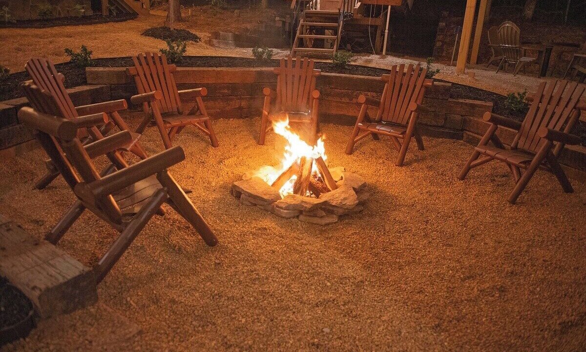 Photo of Outdoor in Benton
