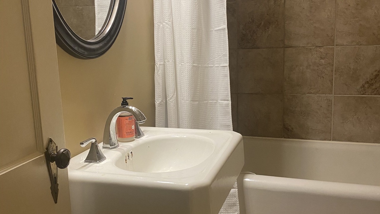 Photo of Bathroom in Martin