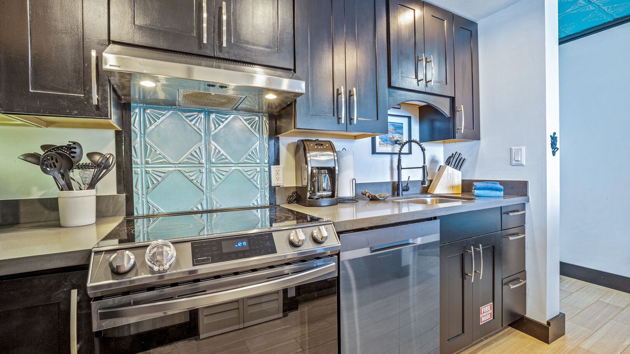 Photo of Kitchen in Kahana