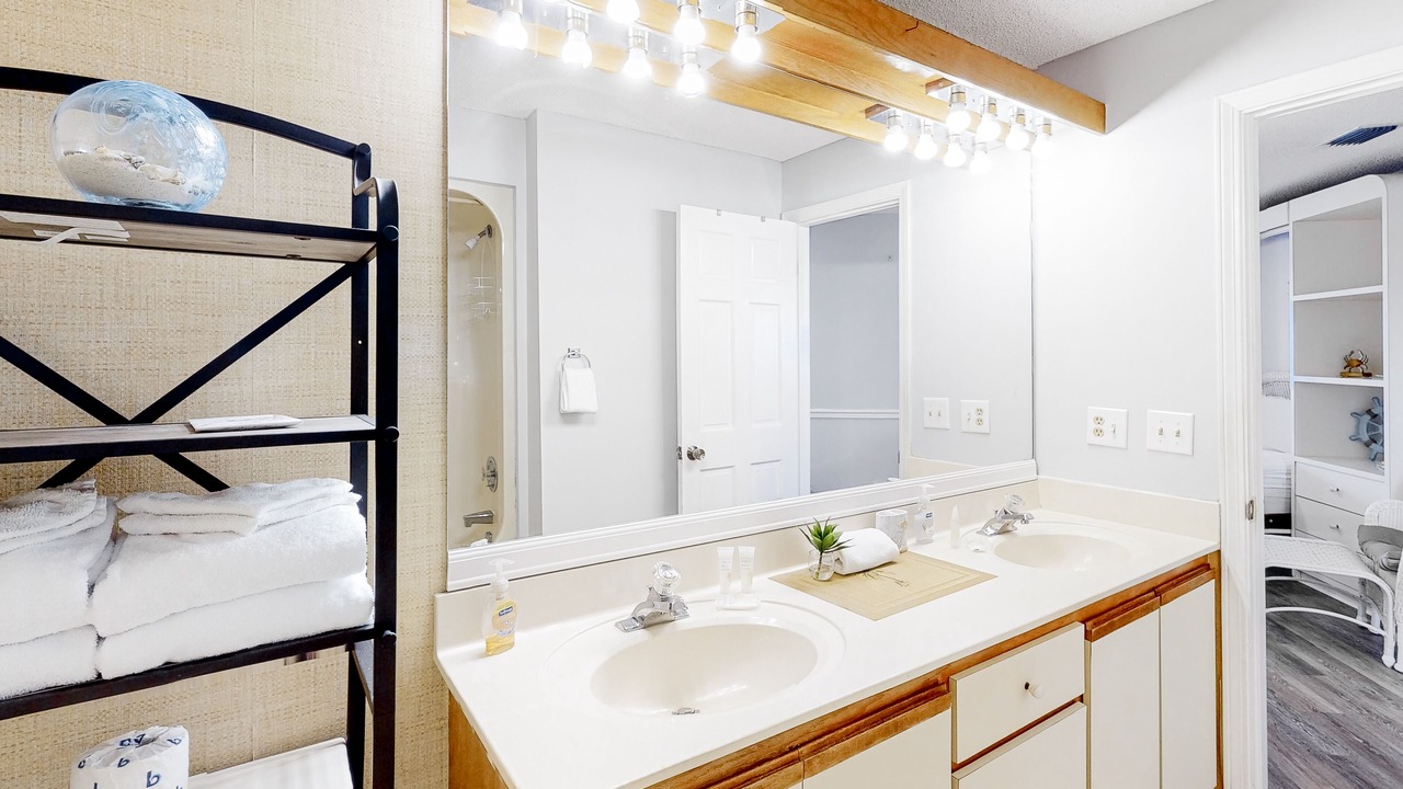 Photo of Bathroom in Gulf Lagoon Beach