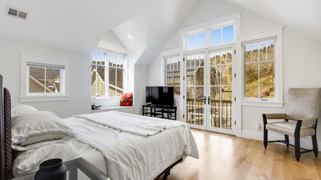 Photo of Bedroom in Newlands