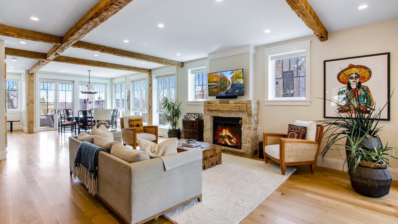 Photo of Livingroom in Newlands