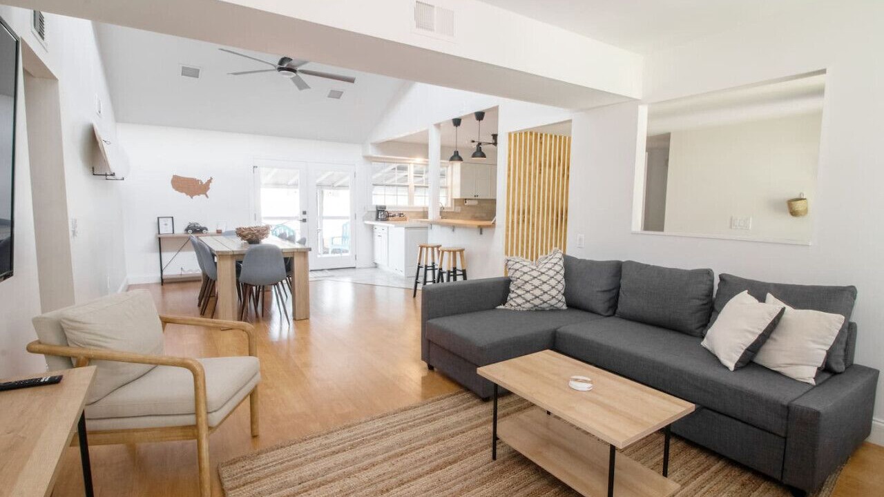 Photo of Livingroom in North Beach