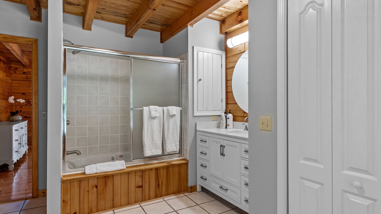 Photo of Bathroom in Baxter