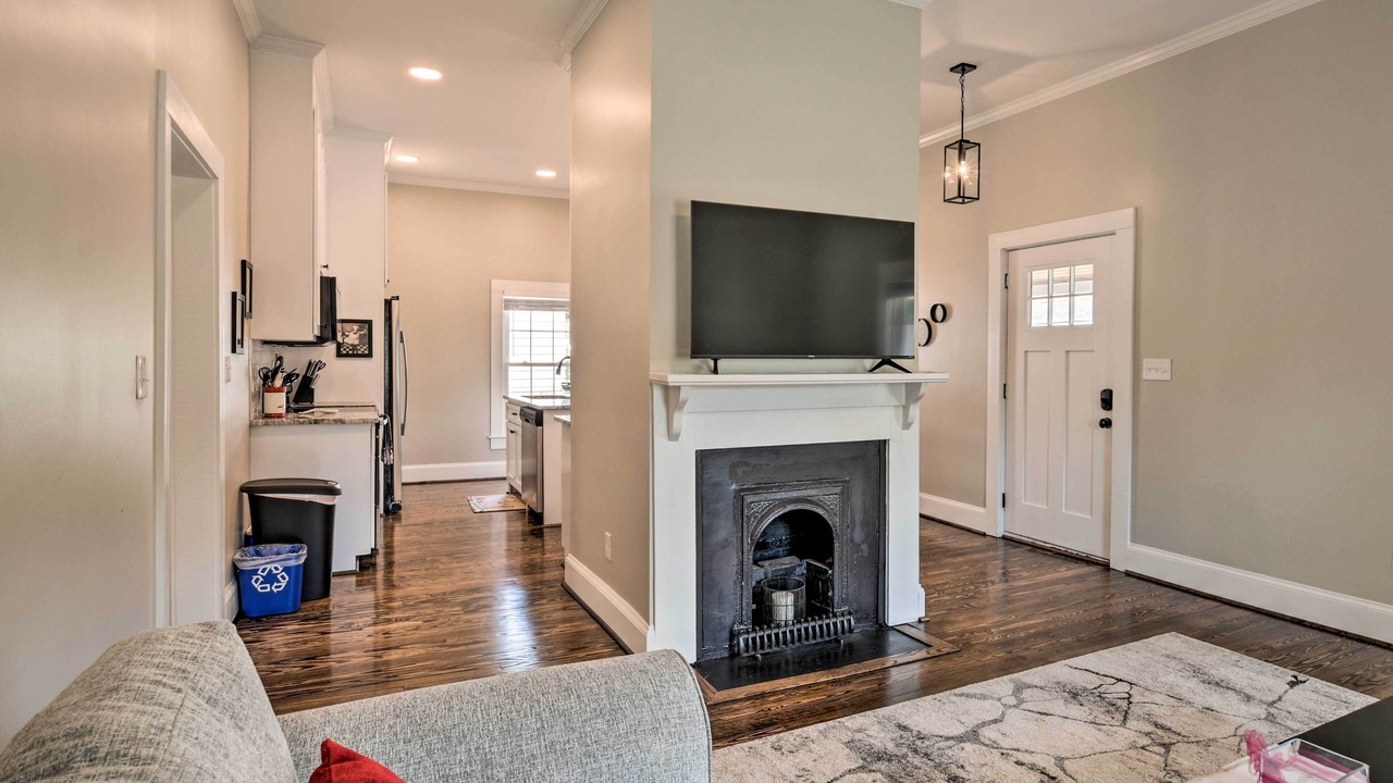 Photo of Livingroom in Parker