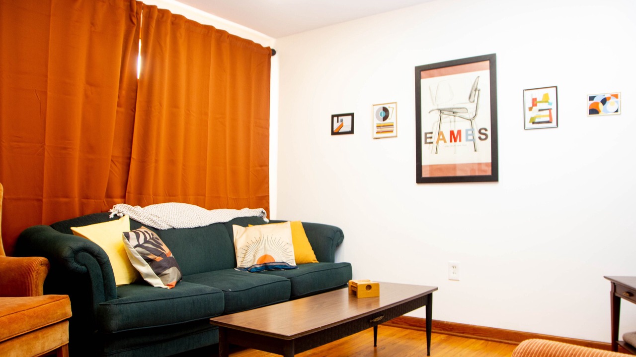 Photo of Livingroom in Niagara Falls