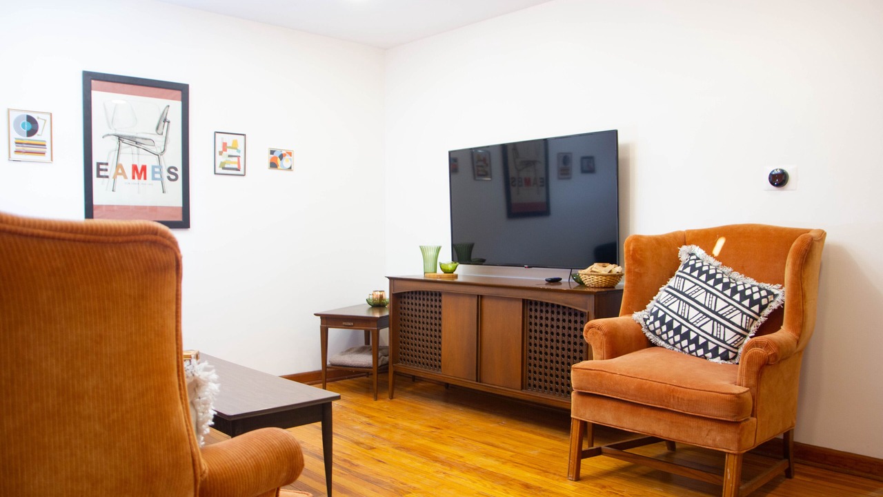 Photo of Livingroom in Niagara Falls