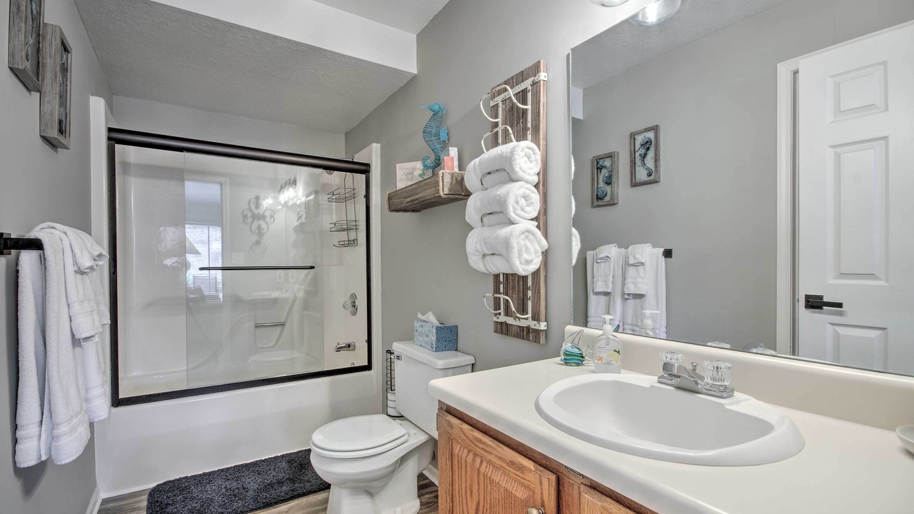 Photo of Bathroom in Village of Four Seasons