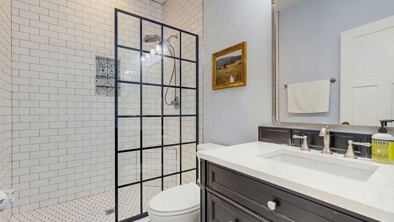 Photo of Bathroom in Belmont - Hillsboro