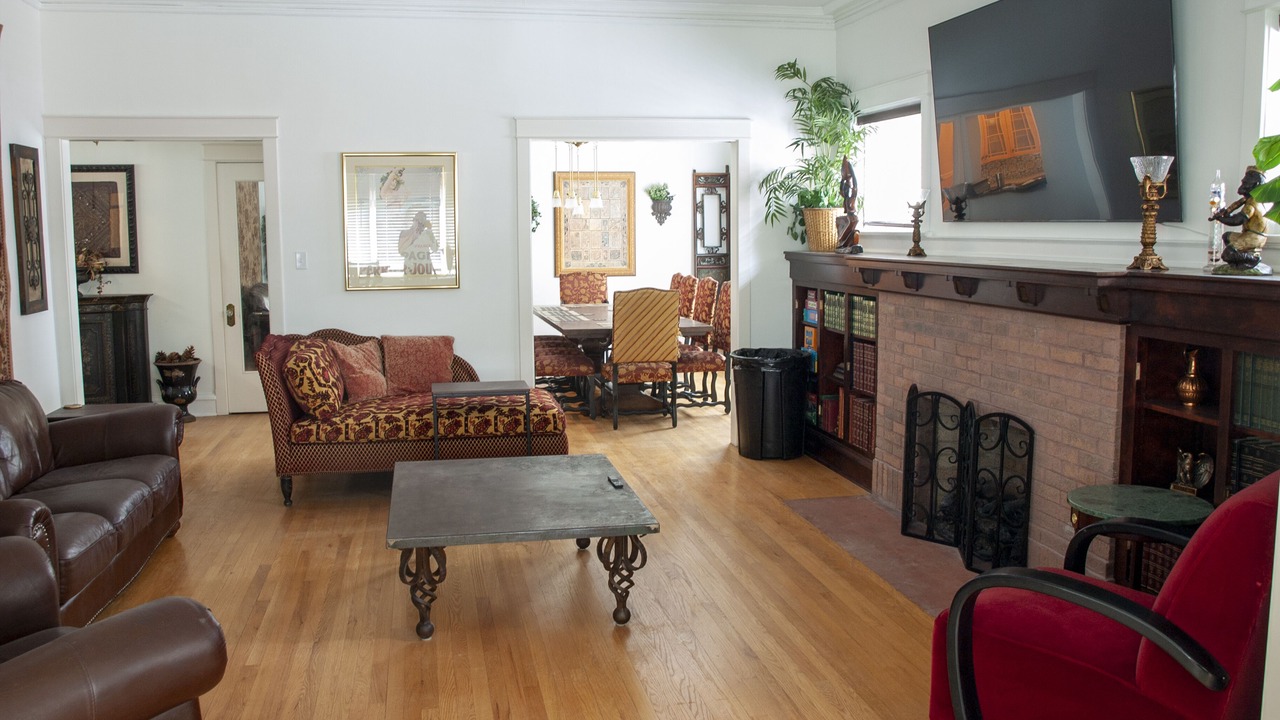 Photo of Livingroom in Lake View East