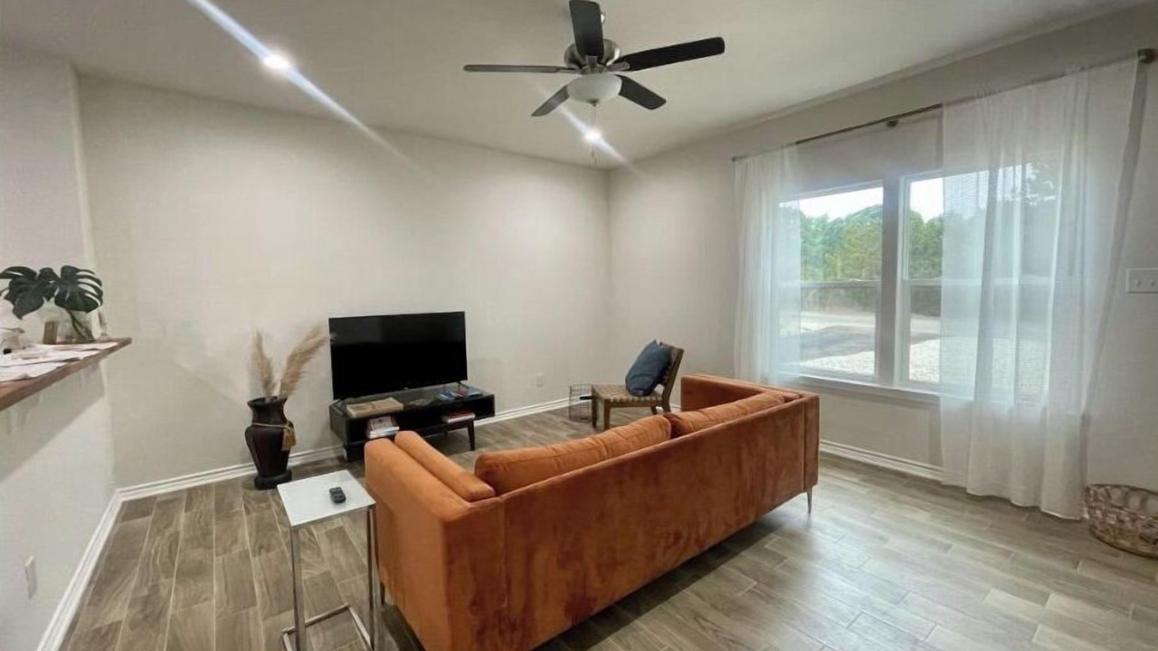 Photo of Livingroom in Spring Branch