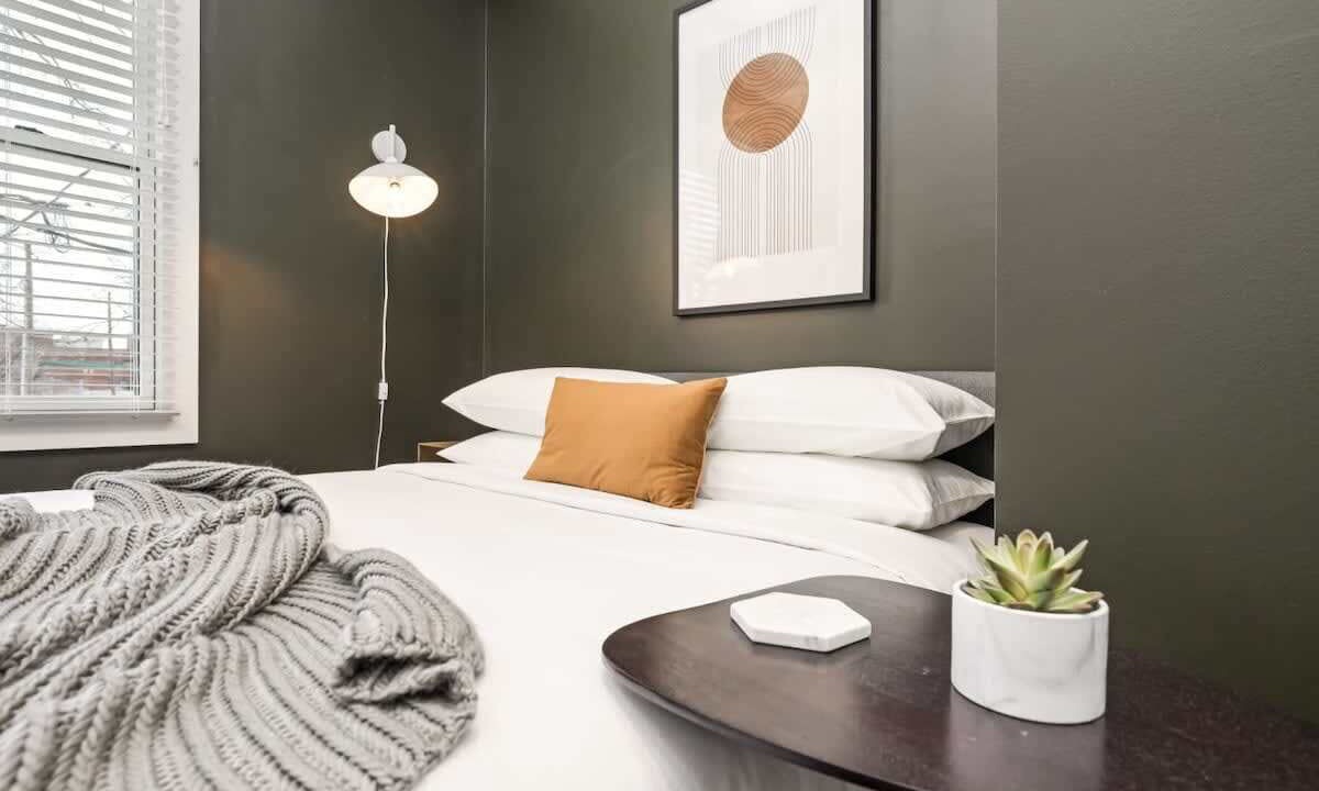 Photo of Bedroom in Salemtown
