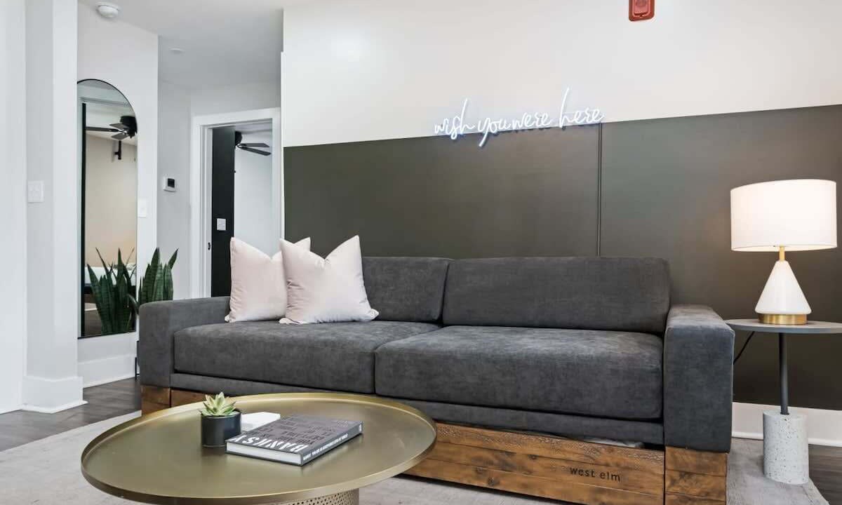Photo of Livingroom in Salemtown