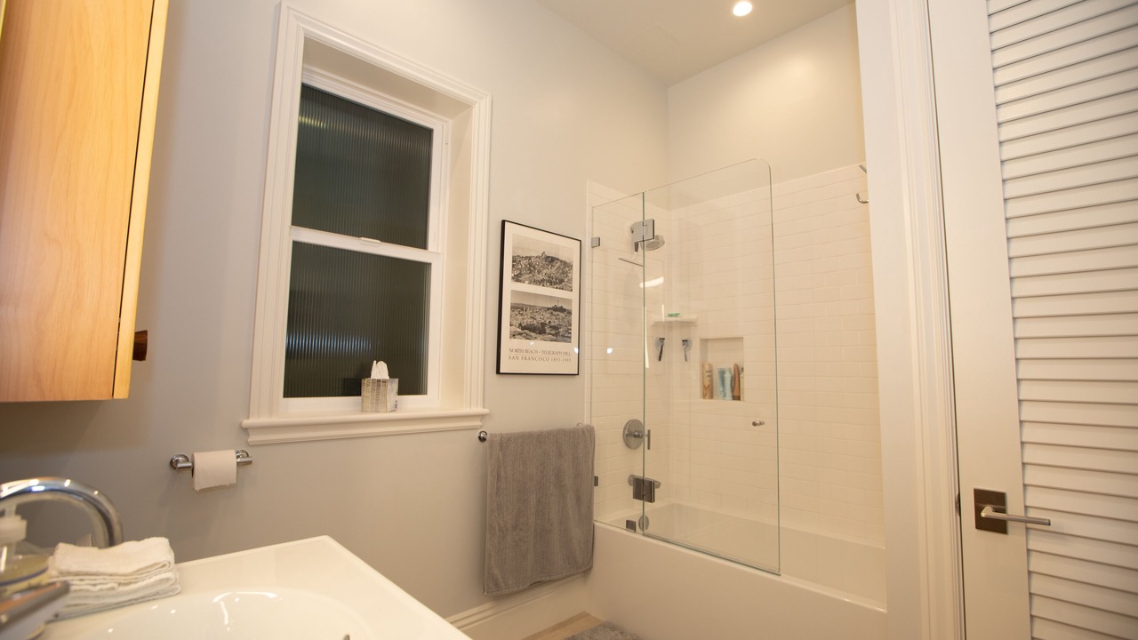 Photo of Bathroom in Nob Hill