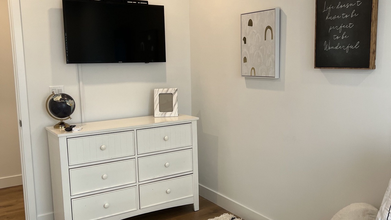Photo of Bedroom in Burbank