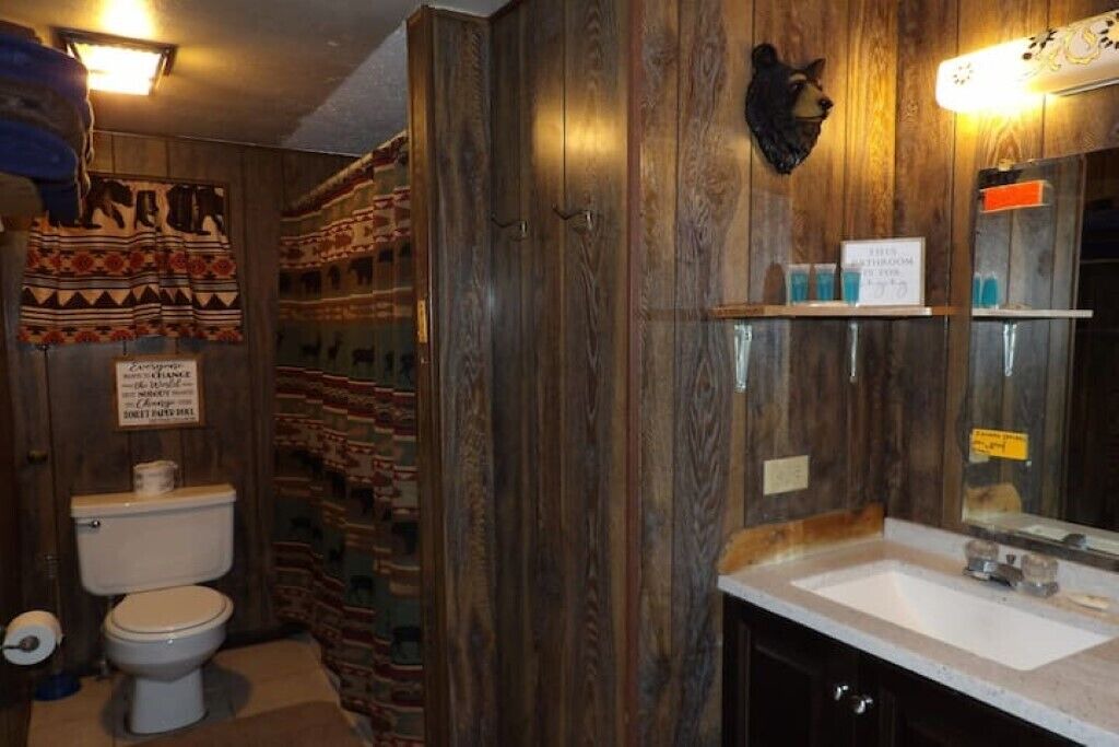 Photo of Bathroom in Ruidoso