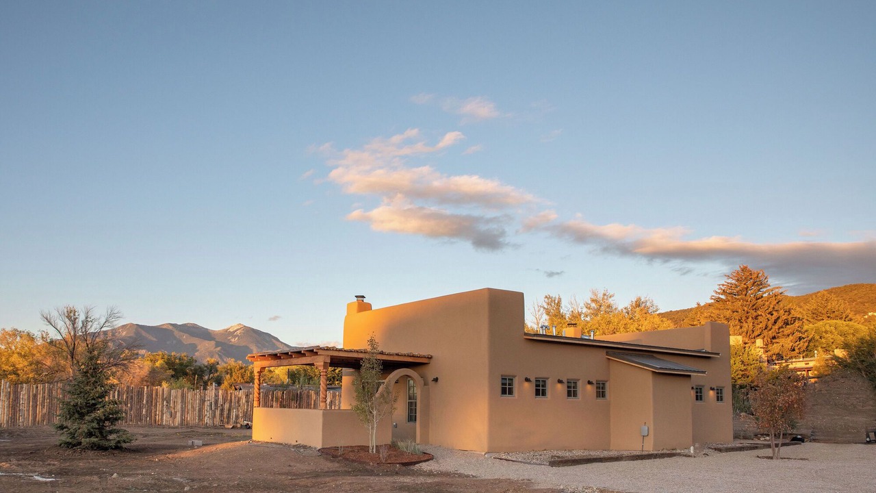 Photo of Others in Taos