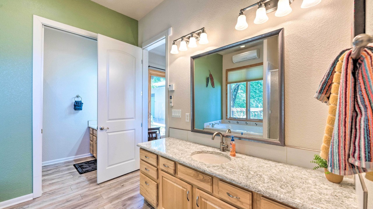 Photo of Bathroom in Ruidoso Downs
