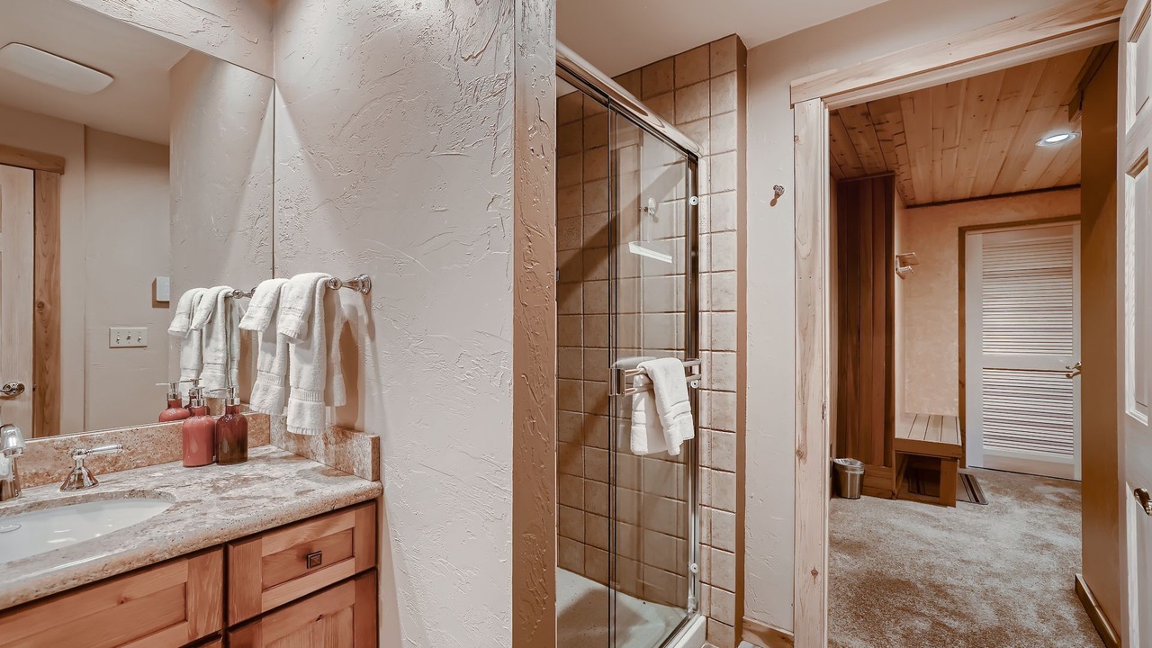 Photo of Bathroom in Forest Hills