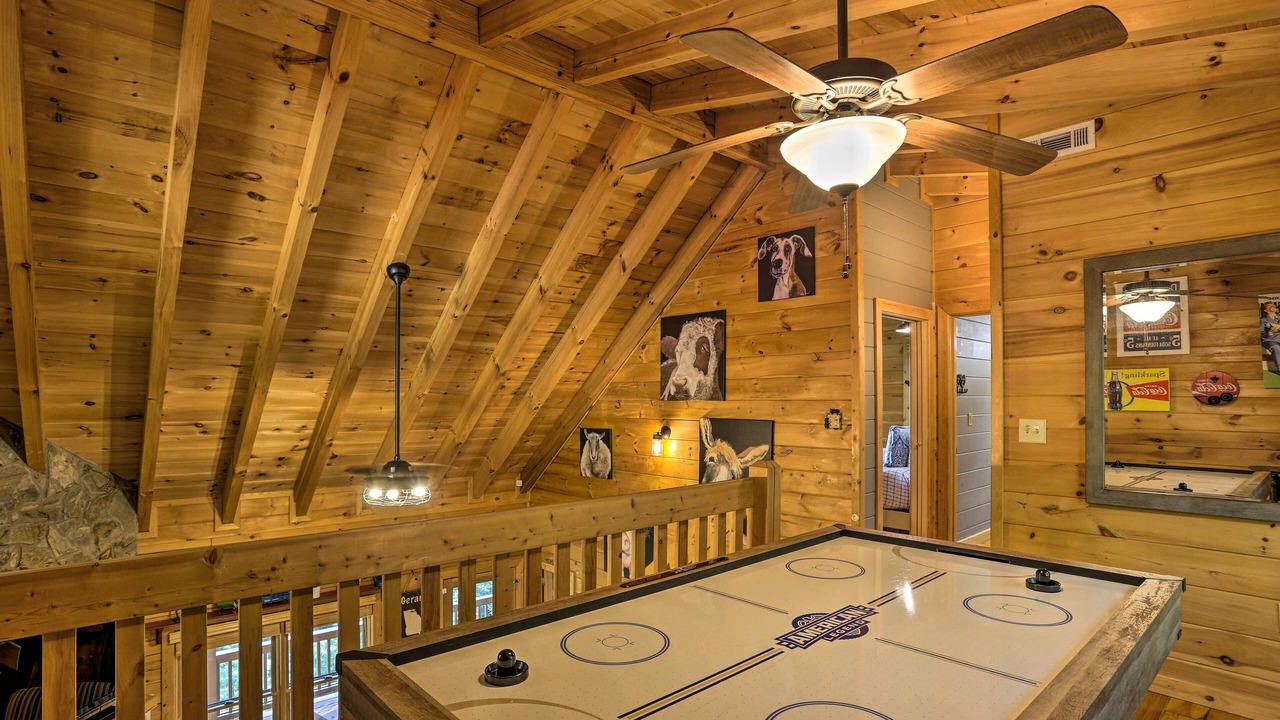 Photo of Bedroom in Hidden Lake