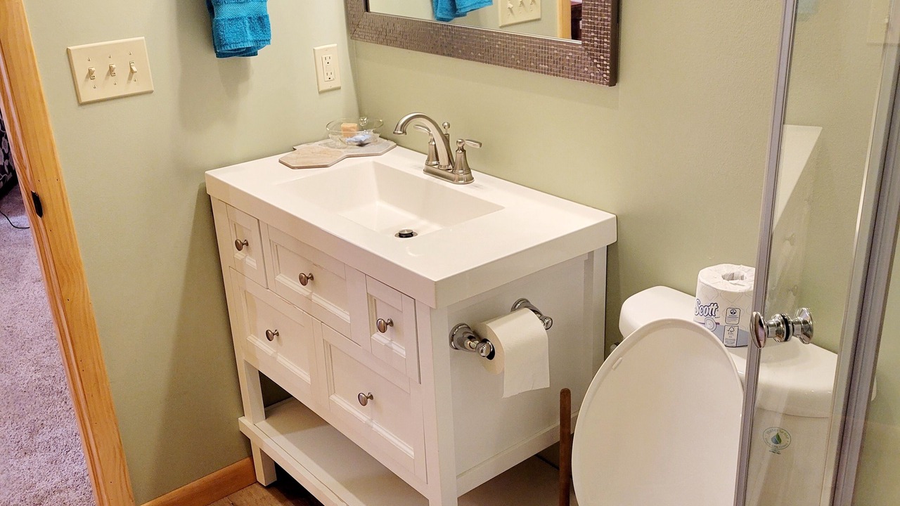 Photo of Bathroom in Chalet Village North