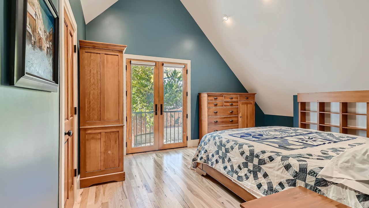 Photo of Bedroom in Downtown