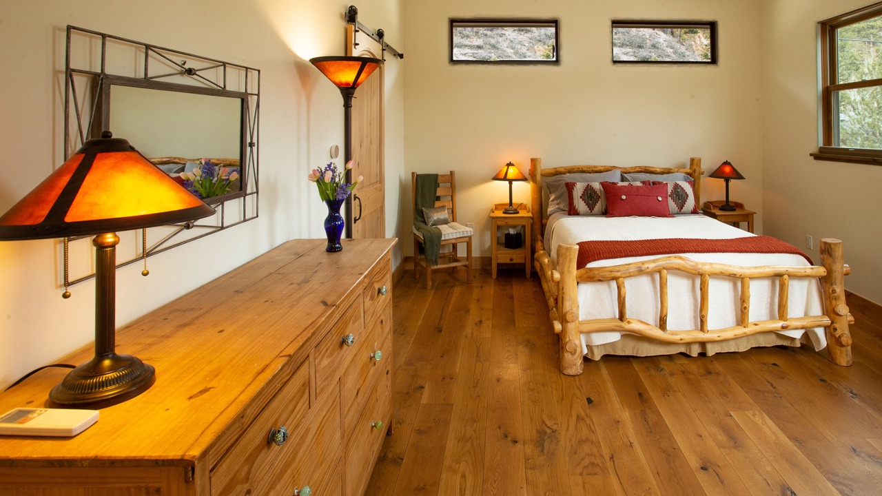 Photo of Bedroom in Jamestown