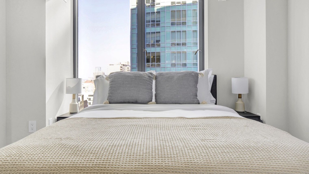 Photo of Bedroom in Theatre District