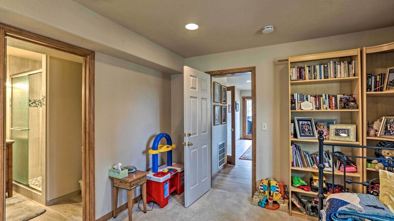 Photo of Bedroom in Elk Point
