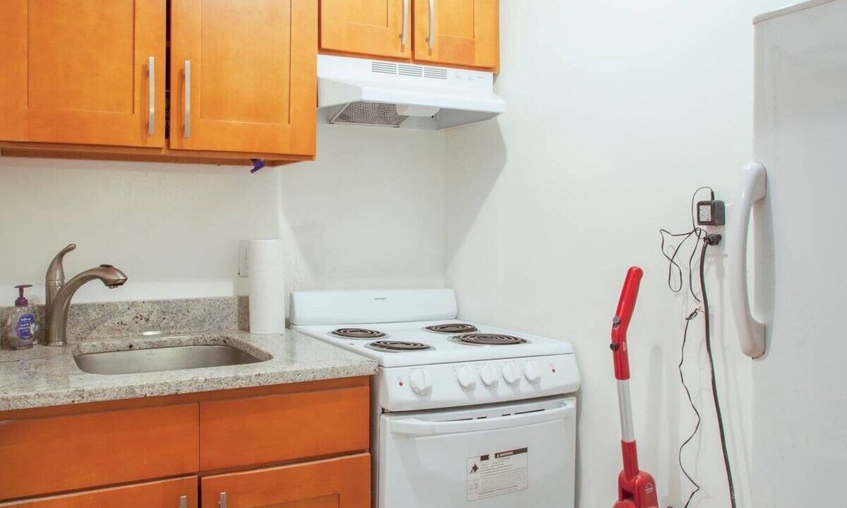 Photo of Kitchen in Theatre District