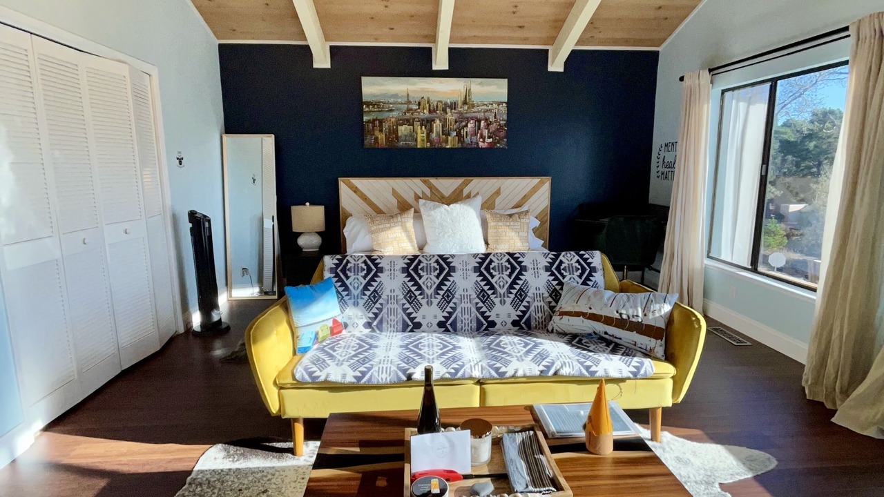 Photo of Livingroom in Northeast Carmel