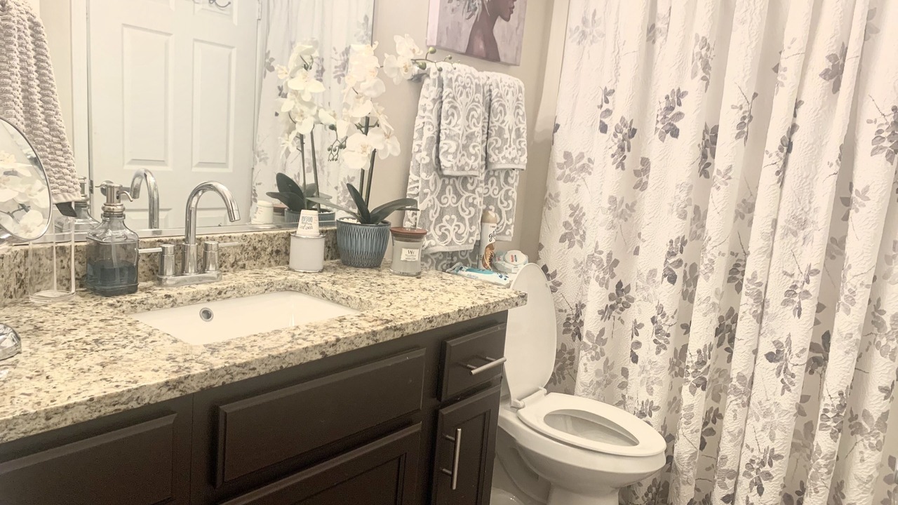 Photo of Bathroom in Castleberry Hill