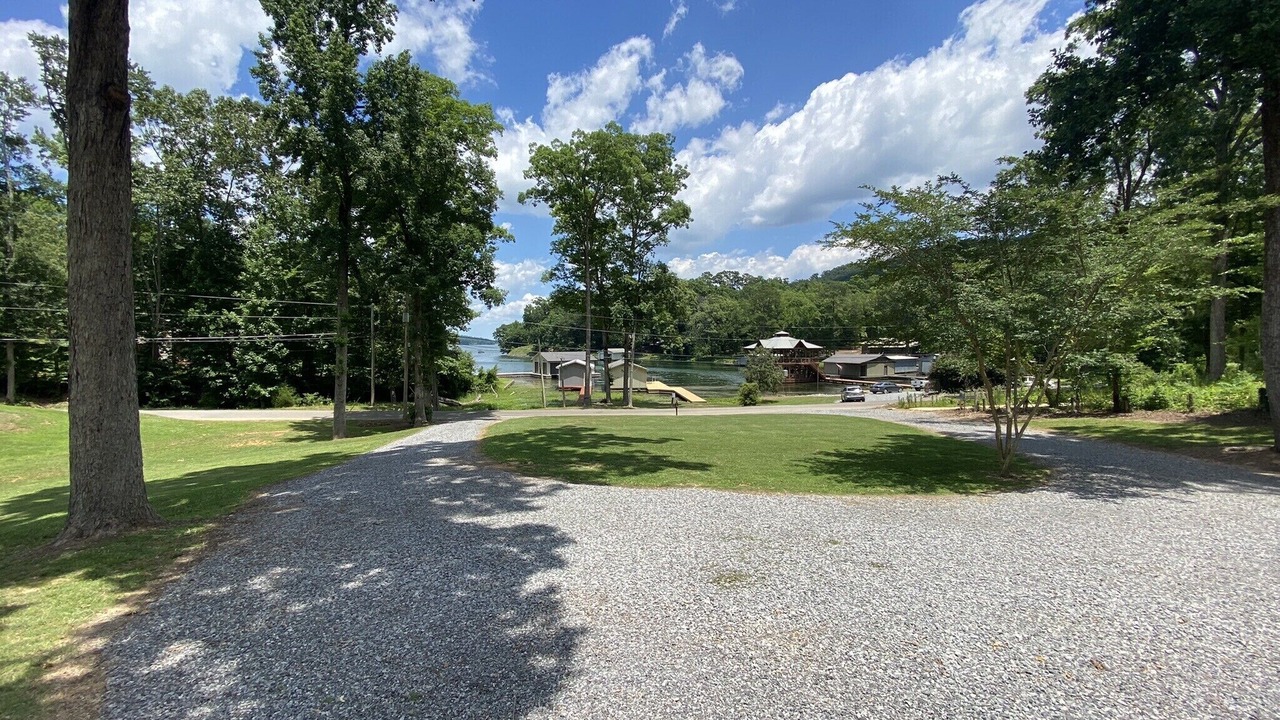 Photo of Outdoor in Guntersville