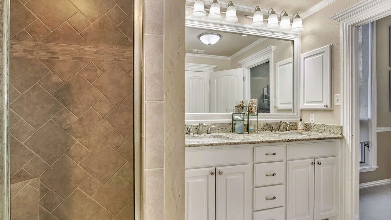 Photo of Bathroom in Holly Lake Ranch