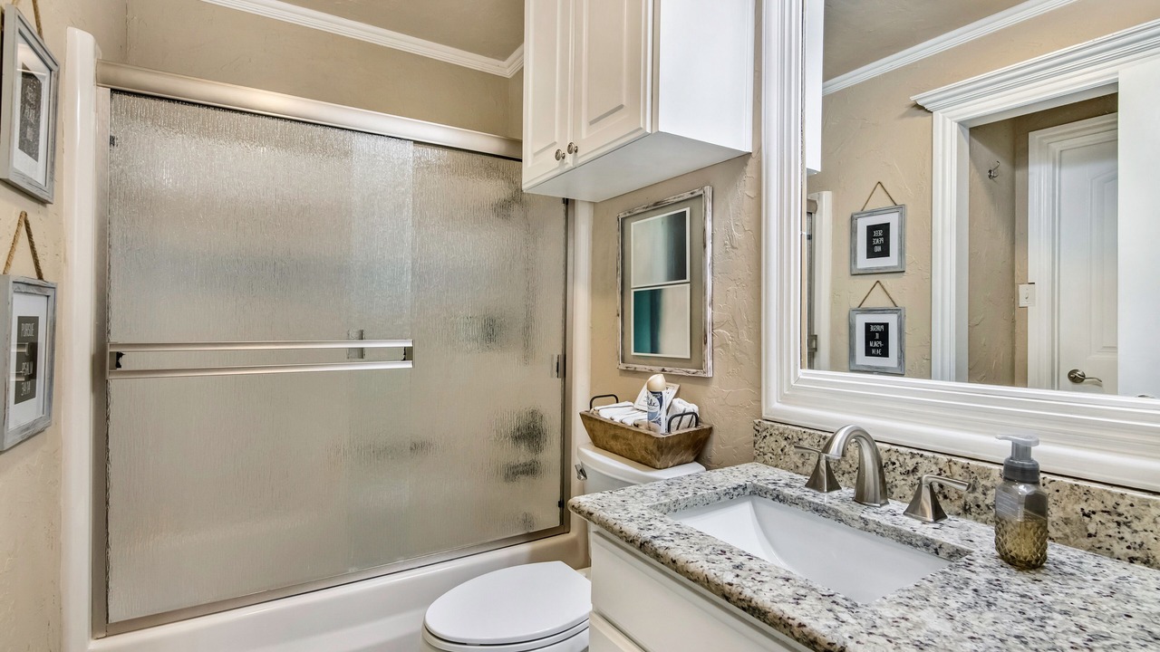 Photo of Bathroom in Holly Lake Ranch