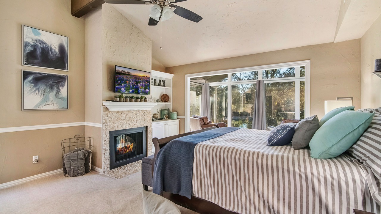 Photo of Livingroom in Holly Lake Ranch