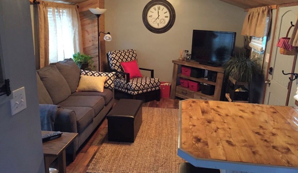 Photo of Livingroom in Bowling Green
