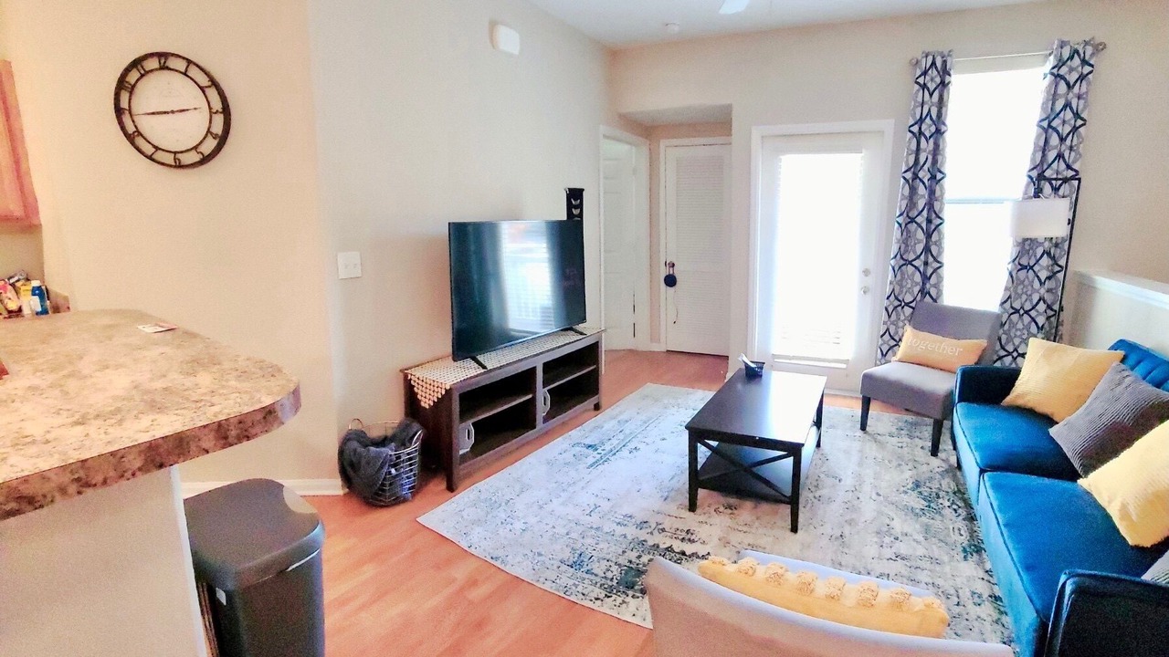 Photo of Livingroom in Huntsville