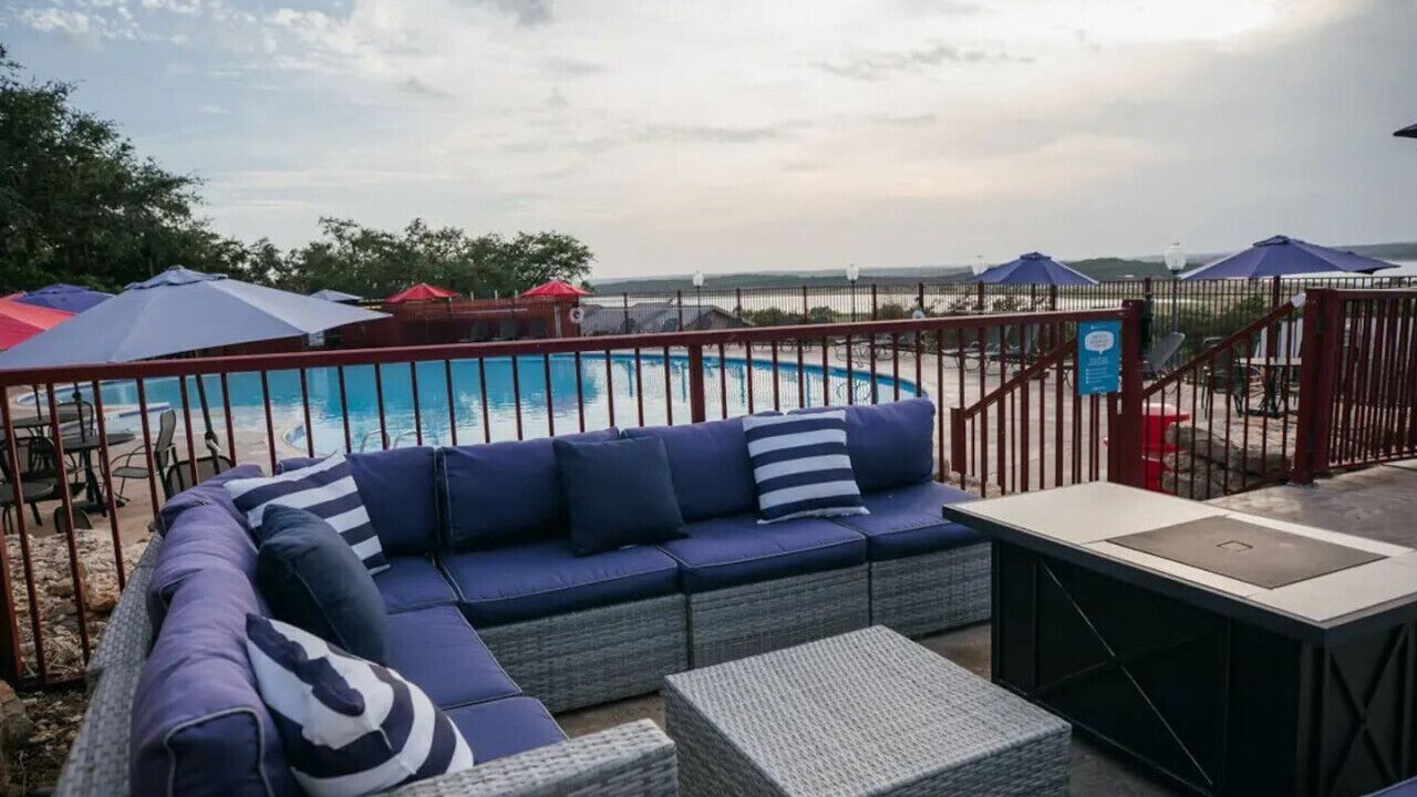 Photo of Patio Balcony in Canyon Lake