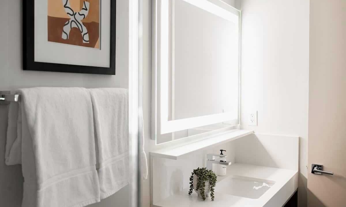 Photo of Bathroom in Jefferson Park